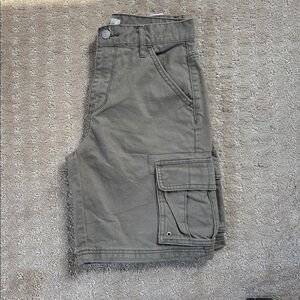 PacSun green skate shorts